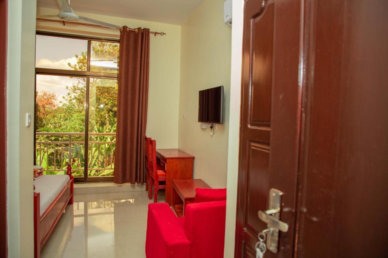 Africa Natural Tours - Kilimanjaro White House Hotel Moshi Extérieur photo