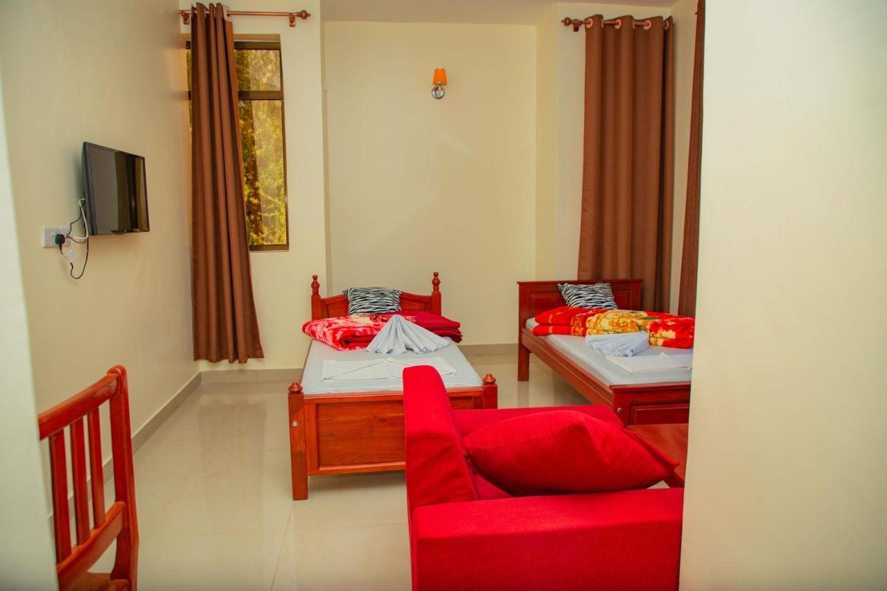 Africa Natural Tours - Kilimanjaro White House Hotel Moshi Extérieur photo